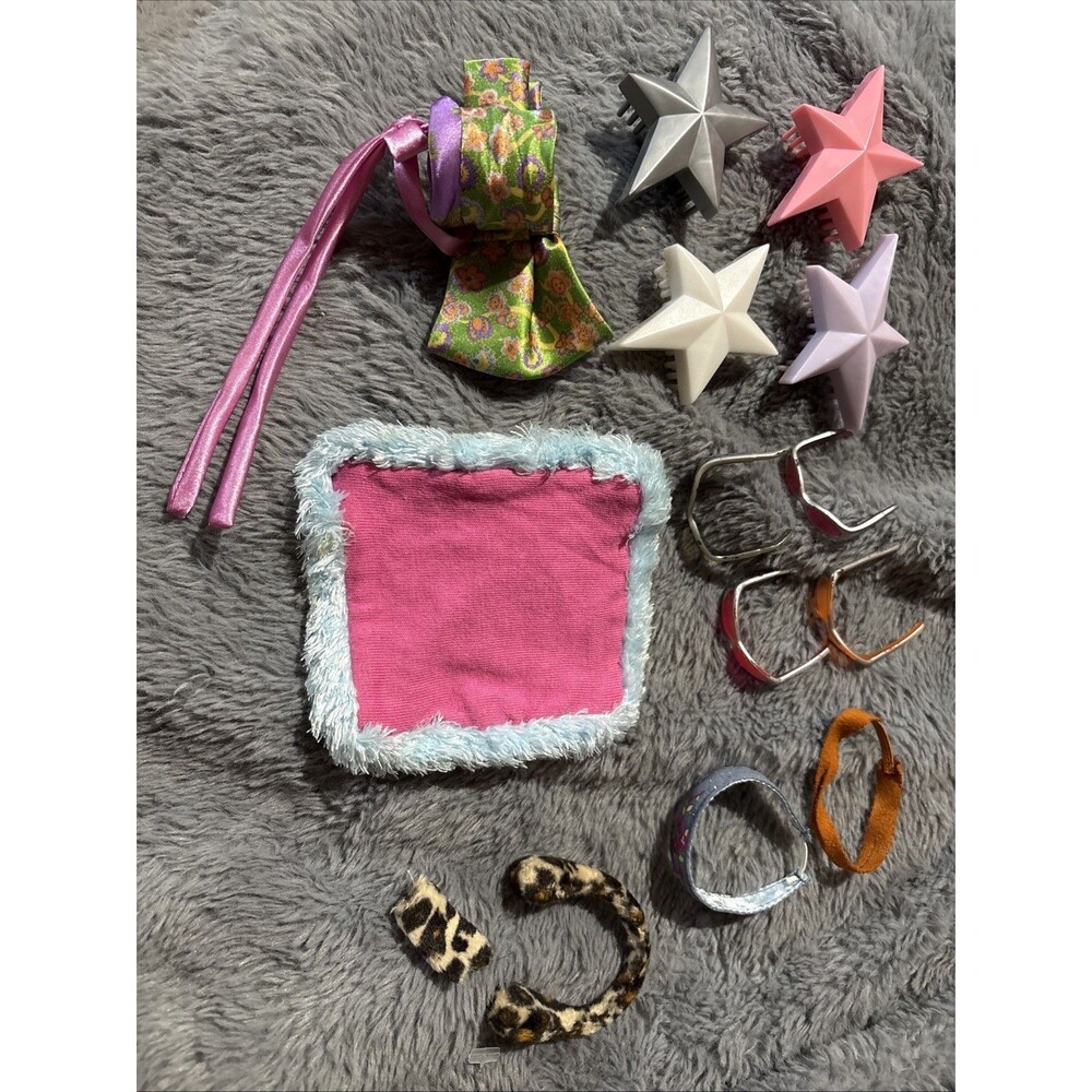 Vintage Y2K Bratz Accessories Replacement Lot Sunglasses Hair Bands Brushes 14pc